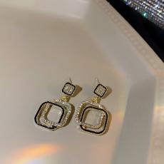 ��ɫ:E4872��; ���ʺ�ɫɽ�軨��������߼��ж�������С��編ʽ925�������Ů  